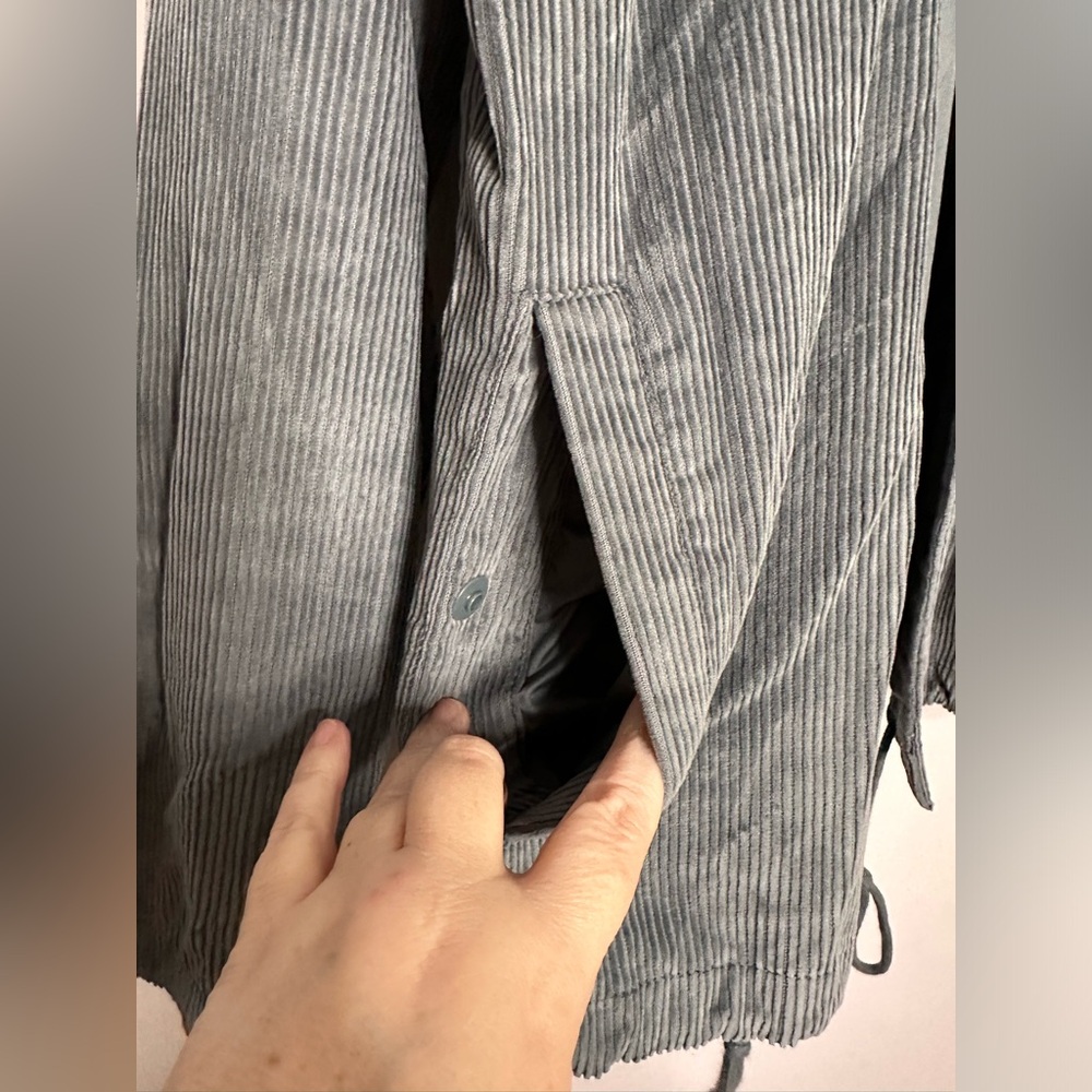 Hollister Mens Blue/Gray Corduroy Jacket. Size XS - Picture 7 of 7